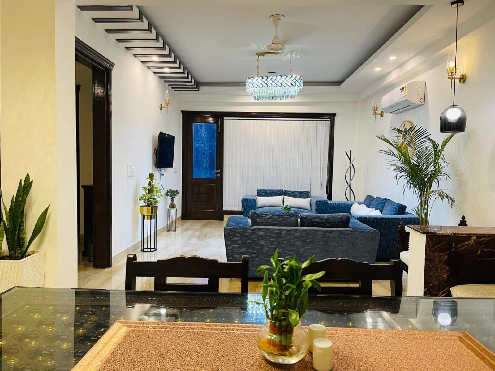 Bedchambers Serviced Apartments South Extension 뉴델리 외부 사진