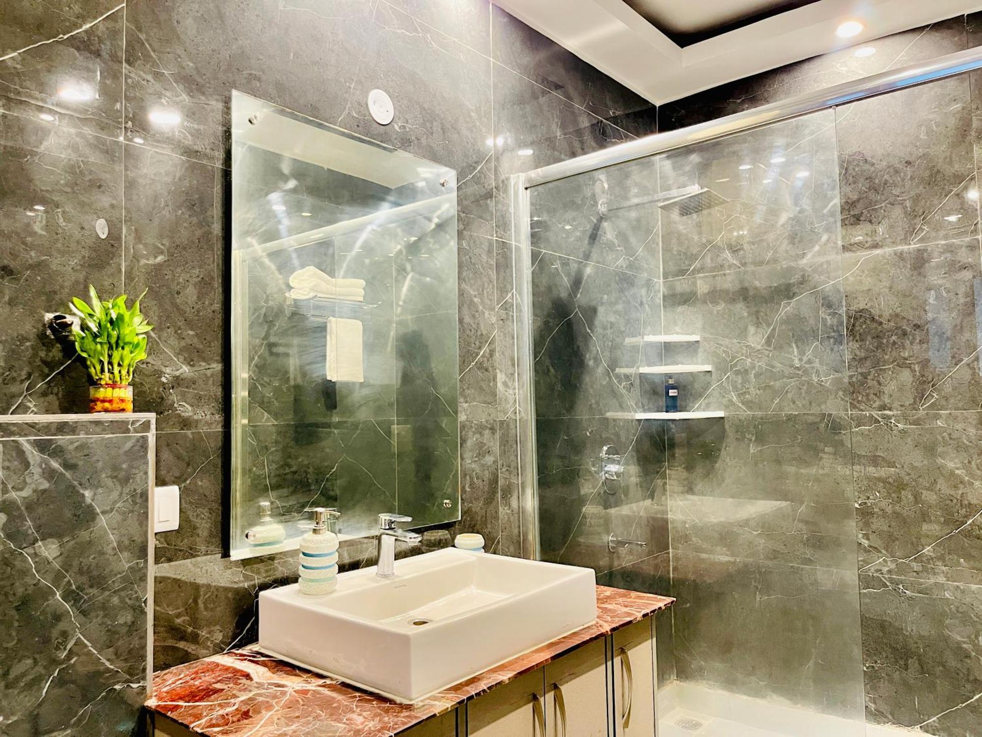 Bedchambers Serviced Apartments South Extension 뉴델리 외부 사진